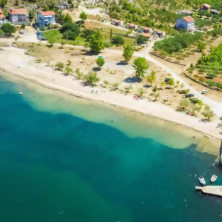 Lucija.3 *
